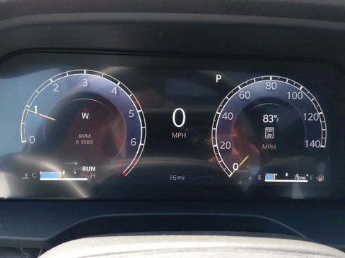 New 2026 Jeep Grand Cherokee L Limited w/ Luxury Tech Group II AWD/4WD image 38