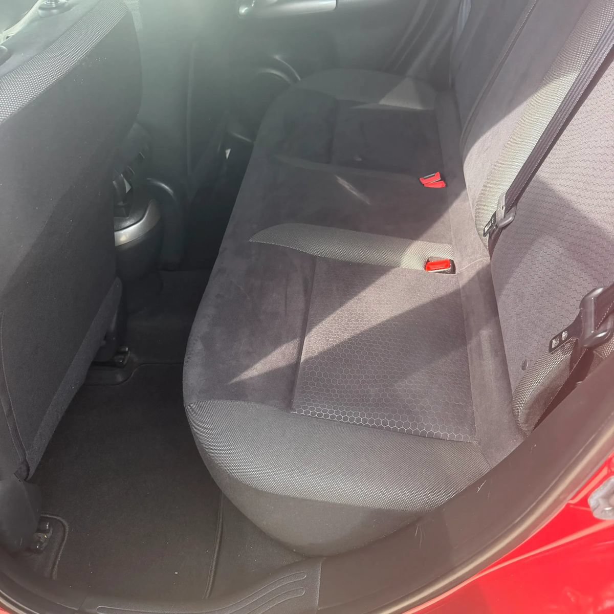 Used 2016 Nissan Juke SV FWD image 16
