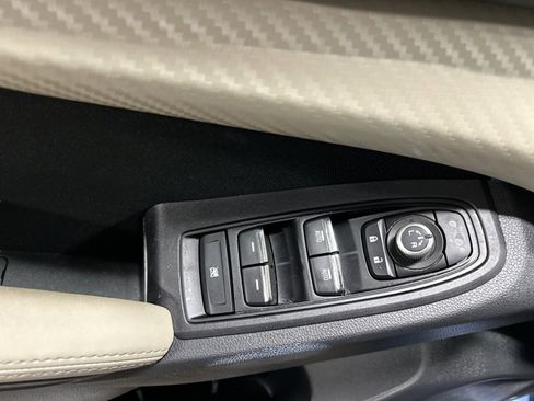 Used 2022 Subaru Ascent Premium w/ Convenience Package image 14