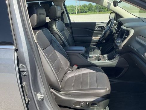 Used 2020 GMC Acadia Denali w/ Technology Package AWD/4WD image 34