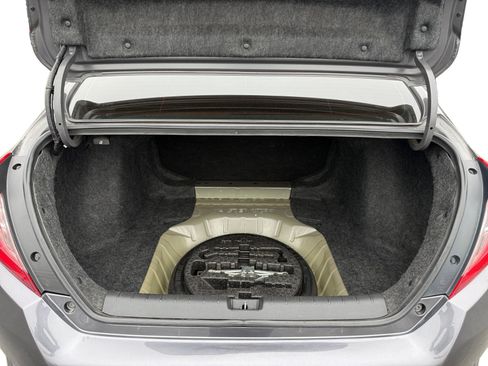Certified 2018 Honda Civic LX image 17
