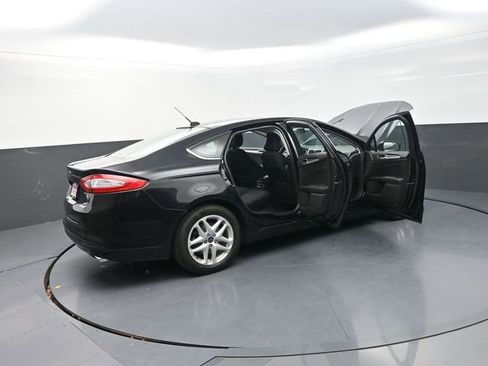 Used 2016 Ford Fusion SE image 41