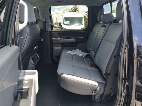 Used 2025 Ford F150 Lariat w/ Equipment Group 501A Mid image 14