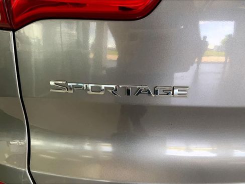 Used 2015 Kia Sportage LX FWD image 7