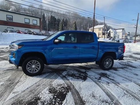 Used 2023 Chevrolet Colorado LT w/ LT Convenience Package II image 6