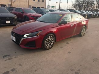 Used 2024 Nissan Altima 2.5 SV video 1