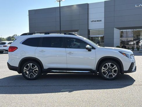 Used 2023 Subaru Ascent Limited w/ Technology Package AWD/4WD image 3