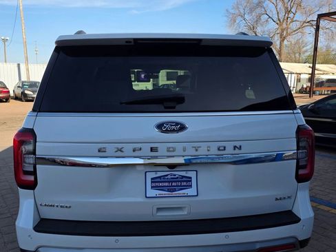 Used 2024 Ford Expedition Max Limited AWD/4WD image 6