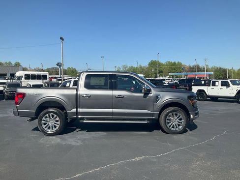 New 2026 Ford F150 XLT w/ Equipment Group 302A MID AWD/4WD image 4