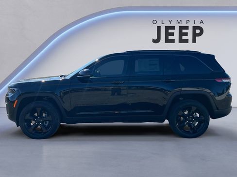 New 2026 Jeep Grand Cherokee Limited image 2
