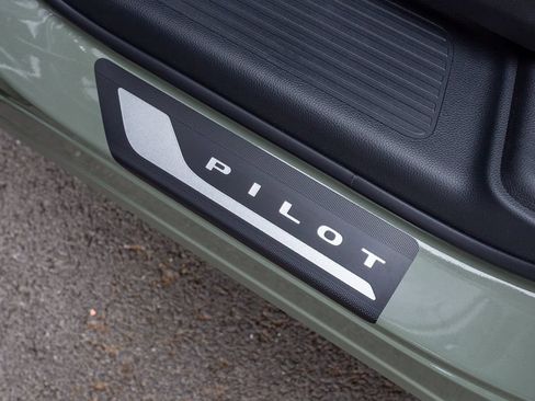 New 2026 Honda Pilot TrailSport image 28