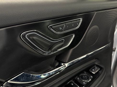 Used 2024 Lincoln Corsair Reserve w/ Equipment Group 201A image 22