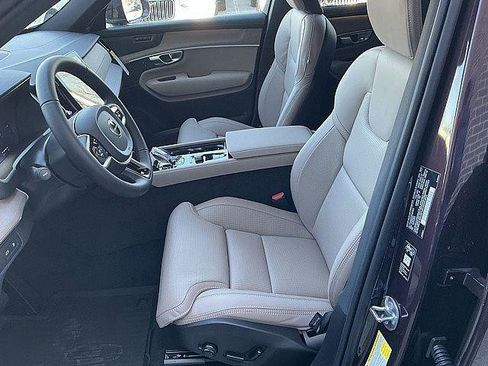New 2026 Volvo XC90 T8 Ultra w/ Protection Package Premier AWD/4WD image 15