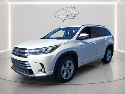 Used 2017 Toyota Highlander Limited
