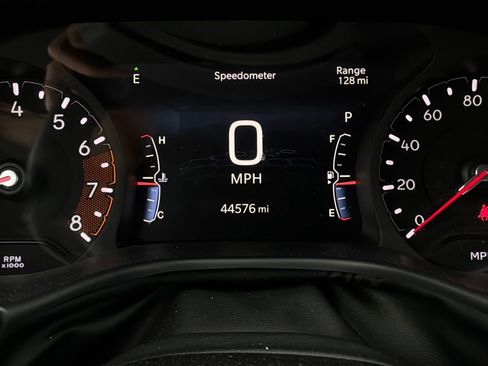Used 2025 Jeep Compass Latitude AWD/4WD image 39