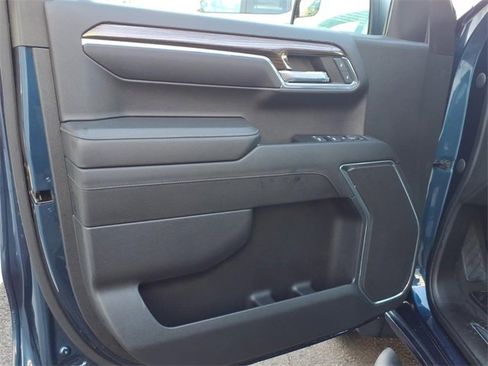 Used 2023 Chevrolet Silverado 1500 RST image 10