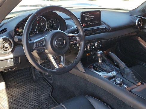 Used 2022 MAZDA MX-5 Miata Grand Touring w/ Weather Package image 9