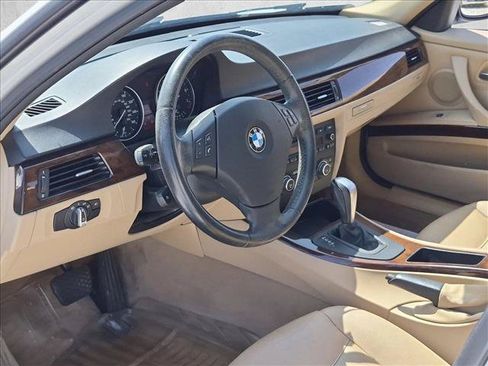 Used 2011 BMW 328i Sedan RWD image 10