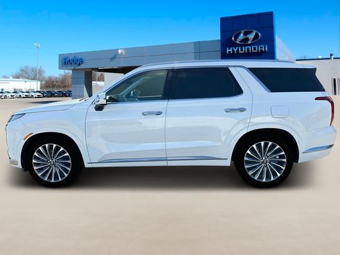Used 2025 Hyundai Palisade Calligraphy AWD/4WD image 3