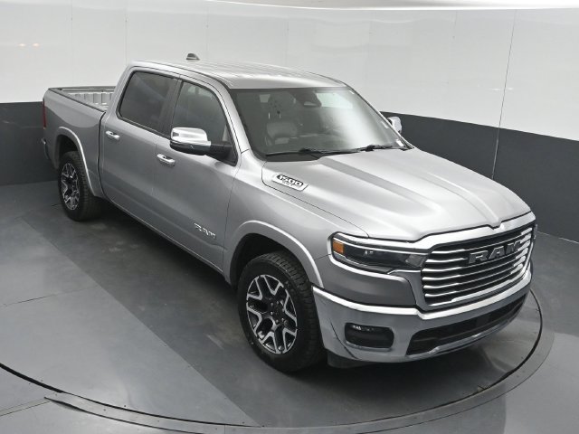 Used 2025 RAM 1500 Laramie AWD/4WD image 45