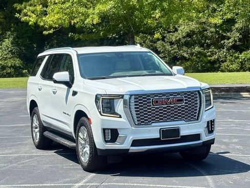 Used 2021 GMC Yukon Denali AWD/4WD image 10