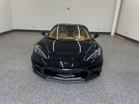 Used 2022 Chevrolet Corvette Stingray Premium Cpe w/ Z51 Performance Package RWD image 5