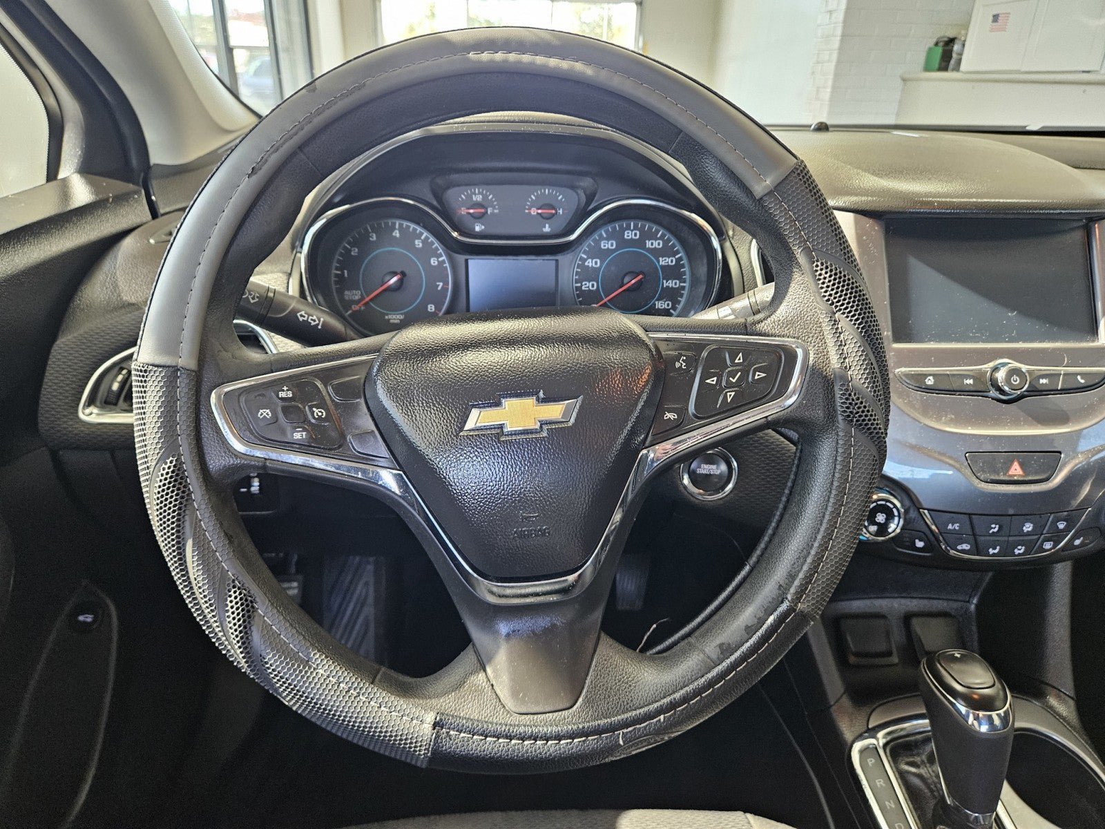 Used 2016 Chevrolet Cruze LT w/ Convenience Package FWD image 16