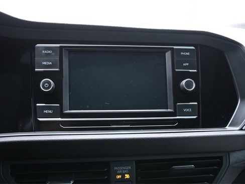 Used 2020 Volkswagen Jetta R-Line w/ R-Line Cold Weather Package image 20