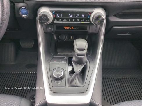 Used 2022 Toyota RAV4 XLE w/ Convenience Package AWD/4WD image 20