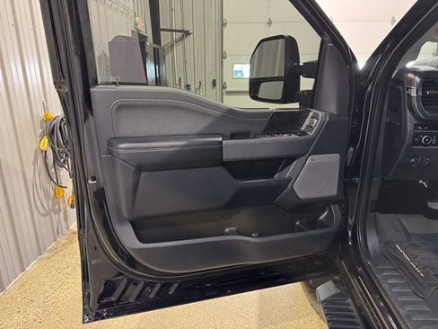 Used 2023 Ford F250 Lariat w/ Lariat Ultimate Package image 9