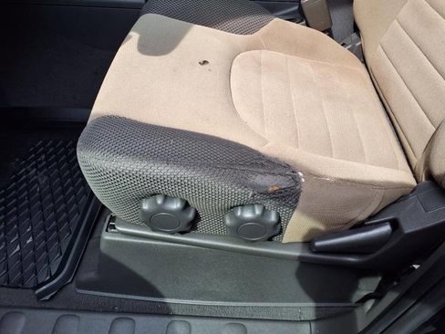 Used 2006 Nissan Xterra S w/ (U01) Utility Pkg image 13