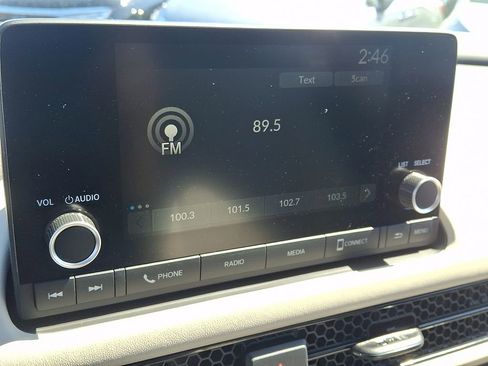 Used 2024 Honda HR-V LX image 17