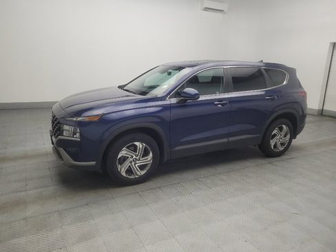 Used 2021 Hyundai Santa Fe SE FWD image 2