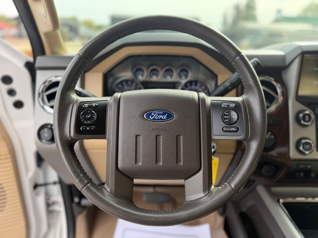 Used 2015 Ford F350 Lariat w/ Lariat Ultimate Package AWD/4WD image 10