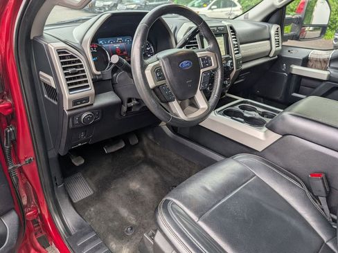 Used 2017 Ford F250 Lariat w/ Lariat Value Package AWD/4WD image 10