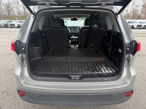 Used 2018 Toyota Highlander XLE image 20