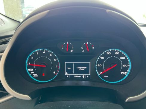 Used 2022 Chevrolet Malibu LT FWD image 8