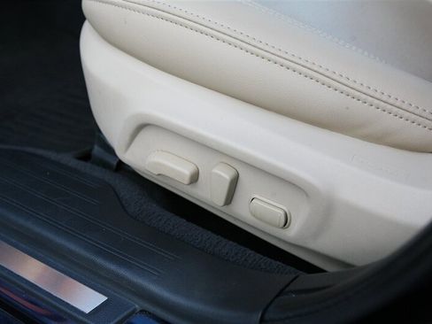 Used 2018 Subaru Legacy 2.5i Limited w/ Popular Package #2A image 12