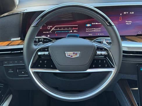 Used 2026 Cadillac Escalade Platinum Sport w/ LPO, ONYX Package AWD/4WD image 23