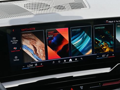 Used 2024 BMW 530i w/ M Sport Package image 31