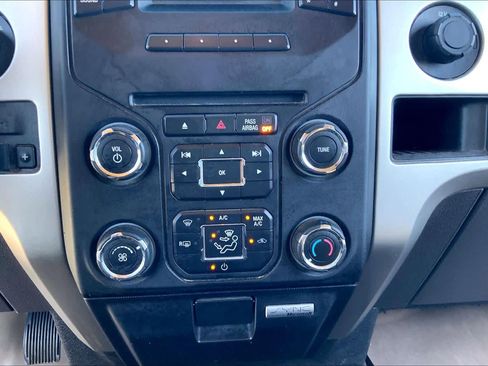 Used 2014 Ford F150 XLT w/ Equipment Group 302A Luxury AWD/4WD image 31