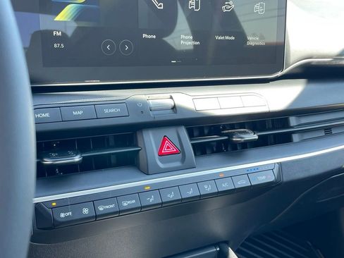 New 2026 Kia K4 LX image 17