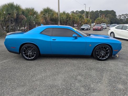 Used 2023 Dodge Challenger R/T Scat Pack image 3
