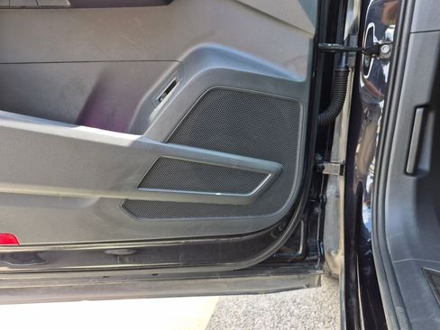 Used 2023 Volkswagen Atlas SE w/ Panoramic Sunroof Package AWD/4WD image 16