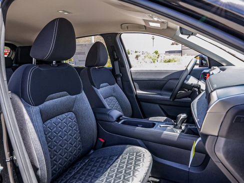 New 2026 Nissan Kicks SV FWD image 18