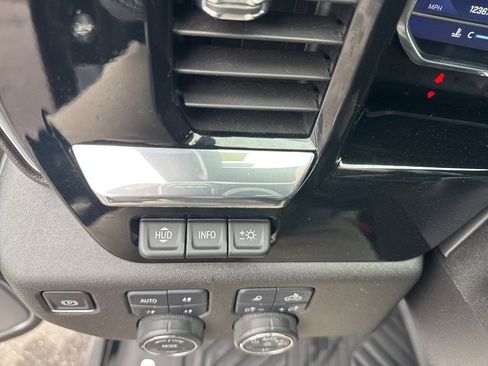 Used 2024 Chevrolet Silverado 2500 High Country w/ High Country Premium Package image 51