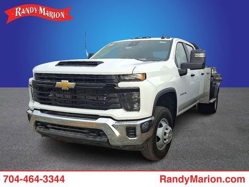 New 2026 Chevrolet Silverado 3500 W/T w/ WT Convenience Package AWD/4WD image 1