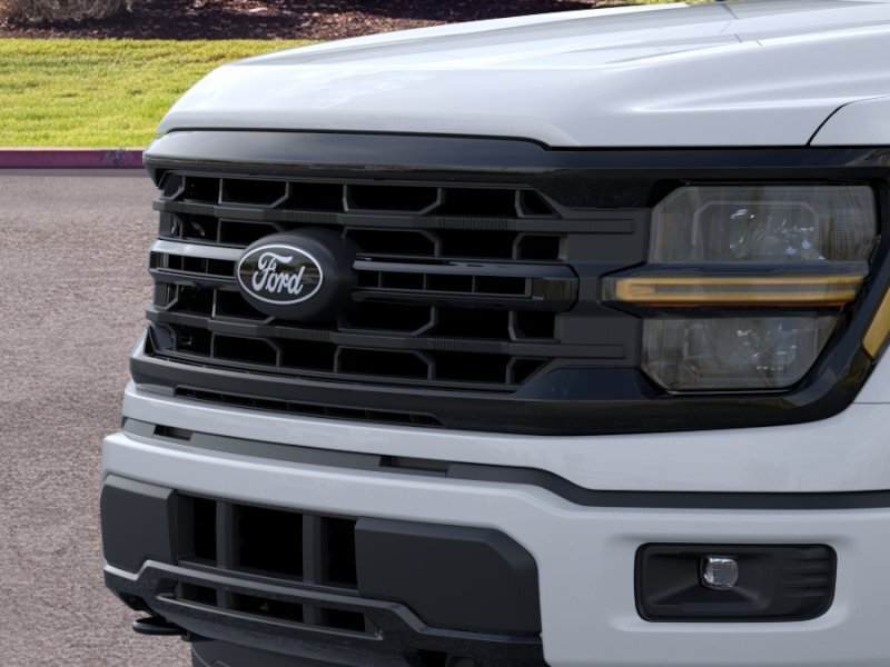 New 2026 Ford F150 XLT w/ XLT Black Appearance Package AWD/4WD image 17