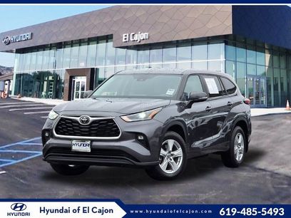 Used 2024 Toyota Highlander LE