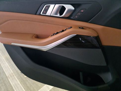 New 2026 BMW X5 xDrive40i AWD/4WD image 16